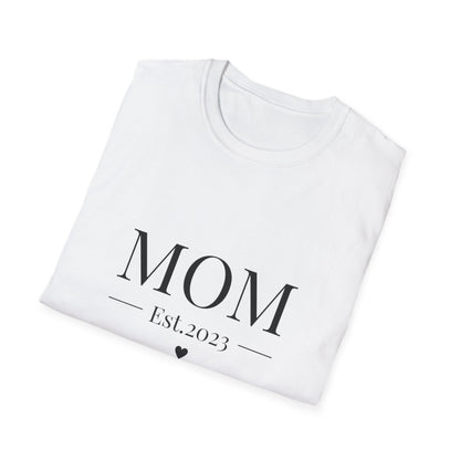 Mom Est. 2023 Unisex T-Shirt - Softstyle Tee for New Moms