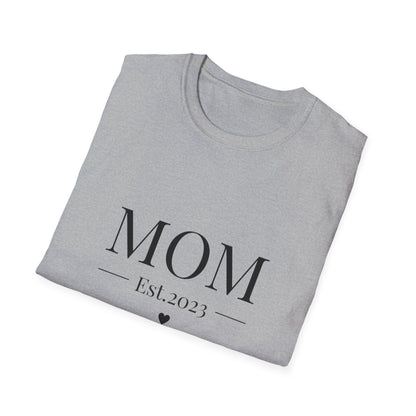 Mom Est. 2023 Unisex T-Shirt - Softstyle Tee for New Moms