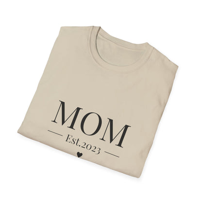 Mom Est. 2023 Unisex T-Shirt - Softstyle Tee for New Moms