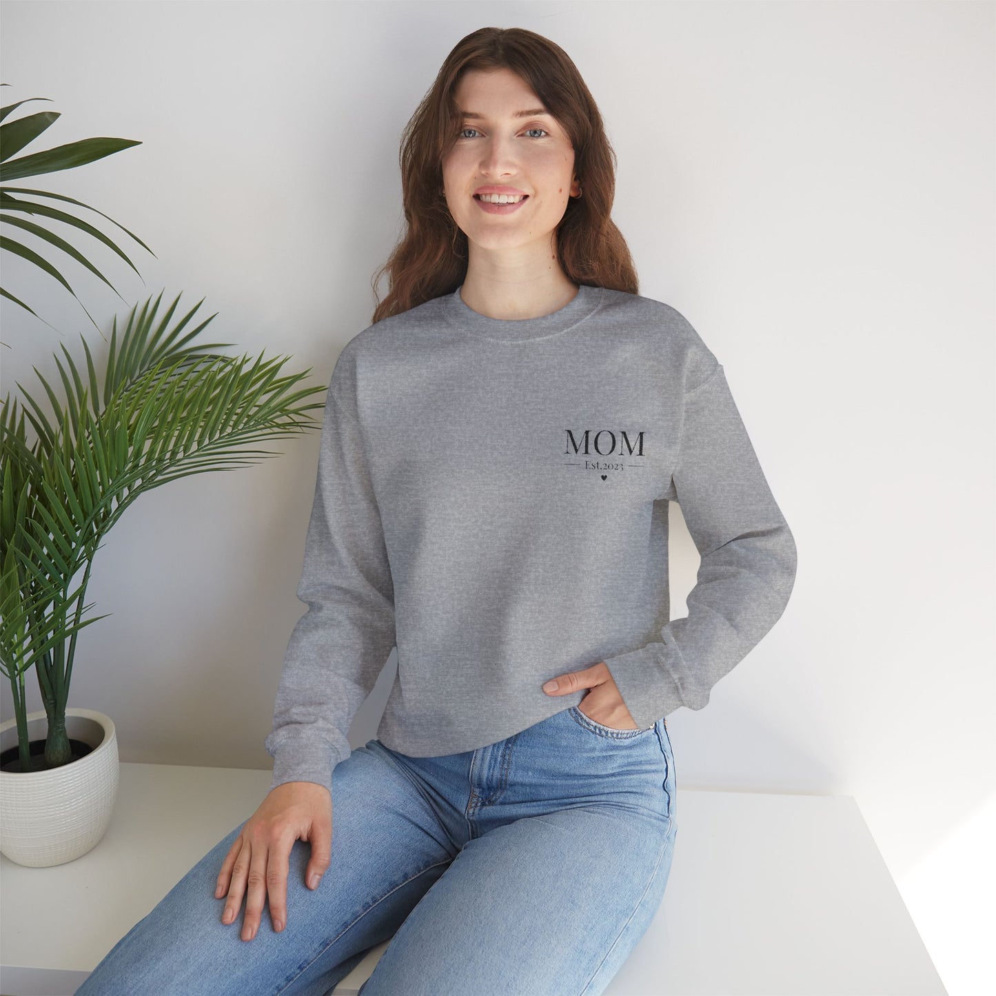 Mom Life Crewneck Sweatshirt - Cozy Unisex Pullover for Mother's Day