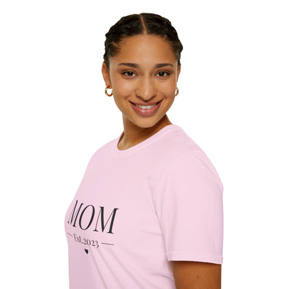 Mom Est. 2023 Unisex T-Shirt - Softstyle Tee for New Moms